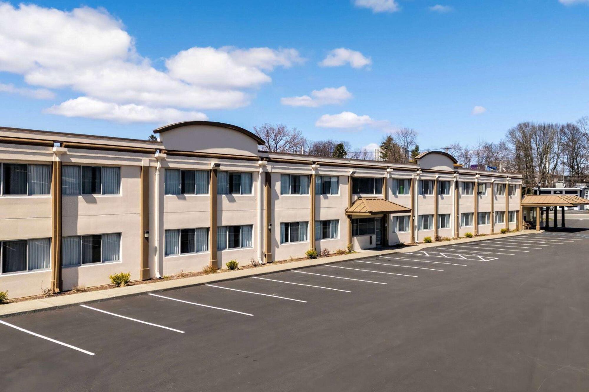 Days Inn By Wyndham Albany Suny מראה חיצוני תמונה