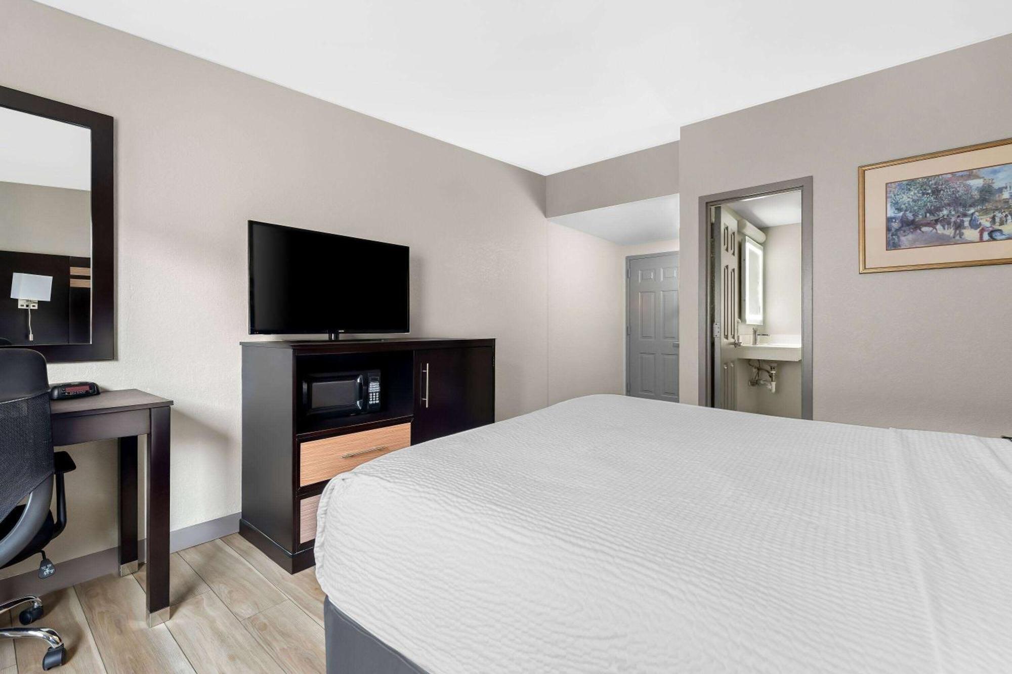 Days Inn By Wyndham Albany Suny מראה חיצוני תמונה