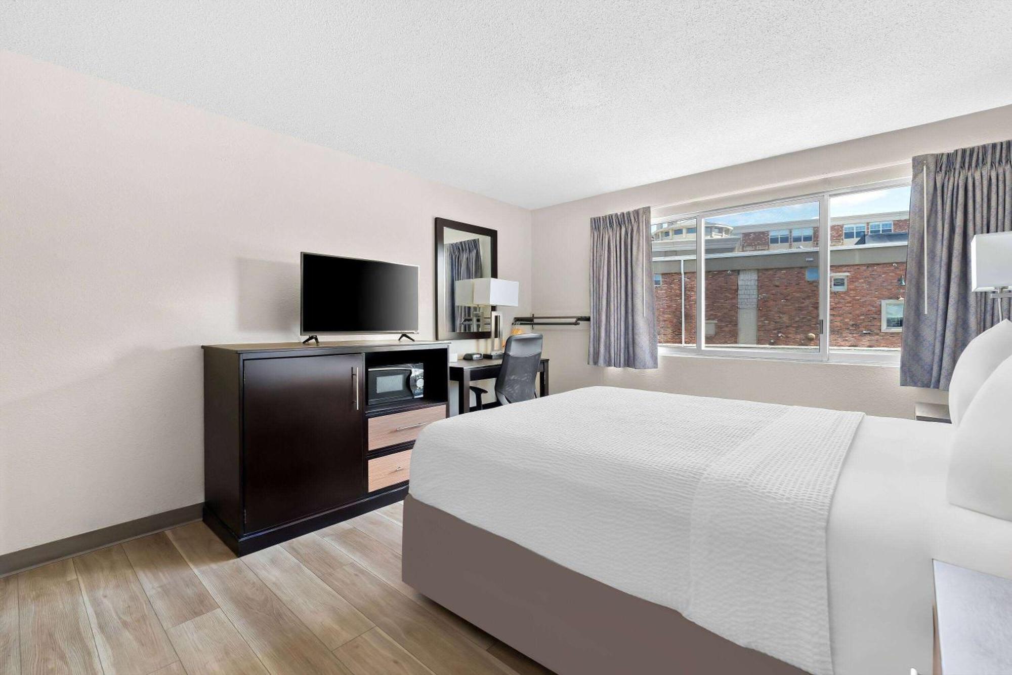 Days Inn By Wyndham Albany Suny מראה חיצוני תמונה